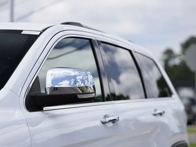 Used 2019 Bright White Clearcoat Jeep Limited image 3