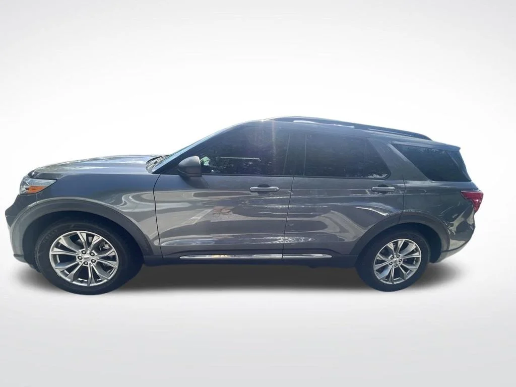 Certified Used 2021 Gray Metallic Ford XLT image 8