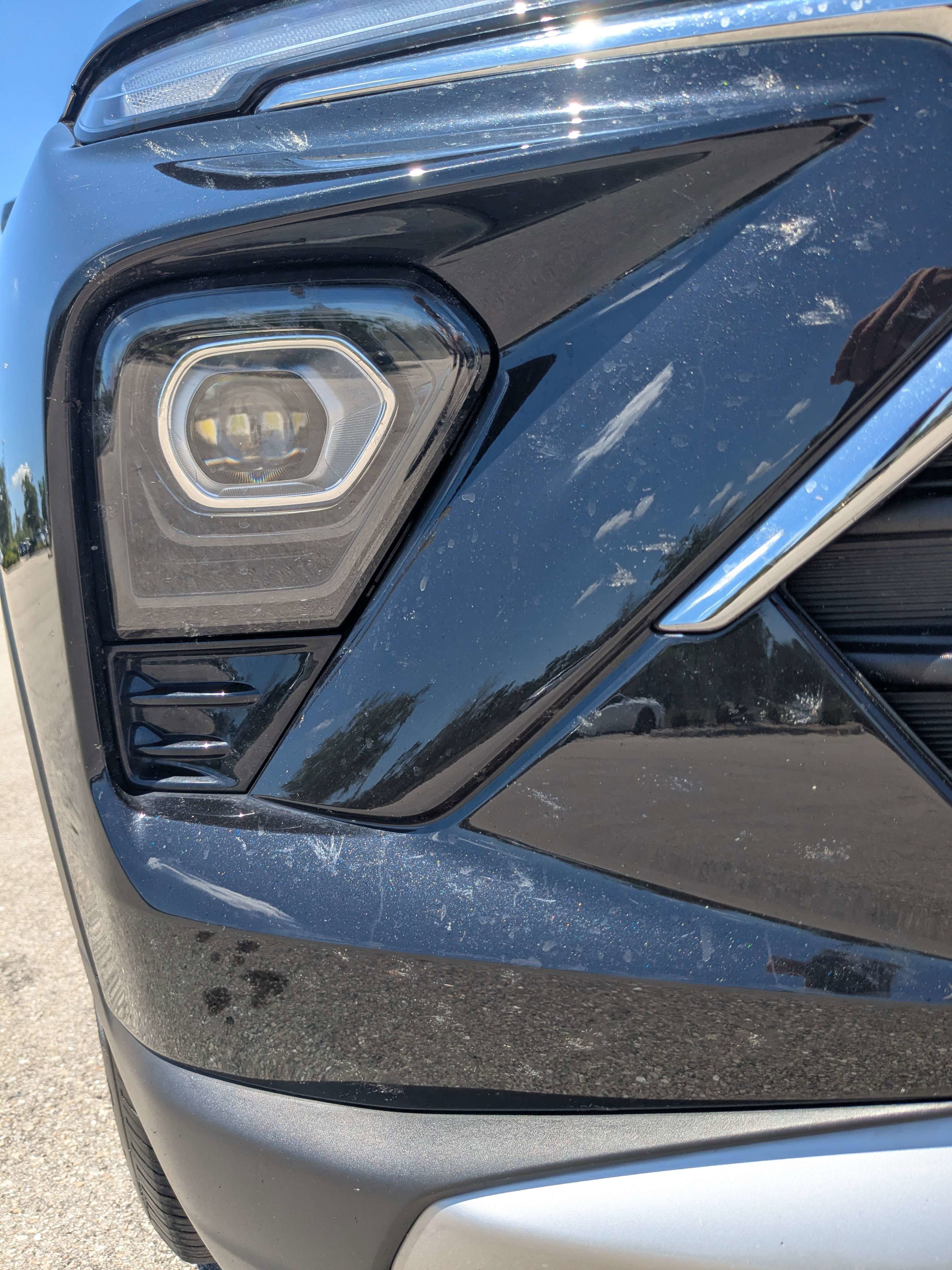 Used 2025 Mosaic Black Metallic Chevrolet LT image 10