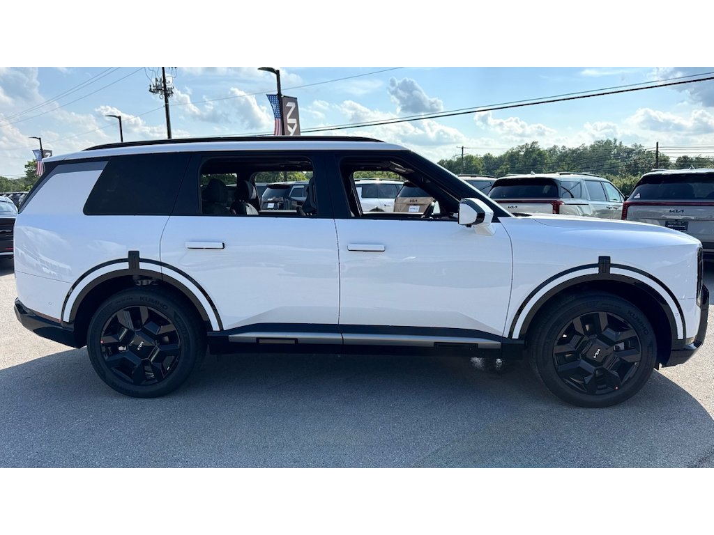 New 2027 Glacial White Pearl Kia SX Prestige image 3