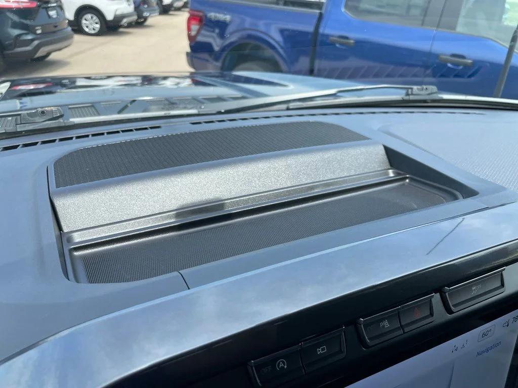 Used 2023 Black Ford XLT image 46