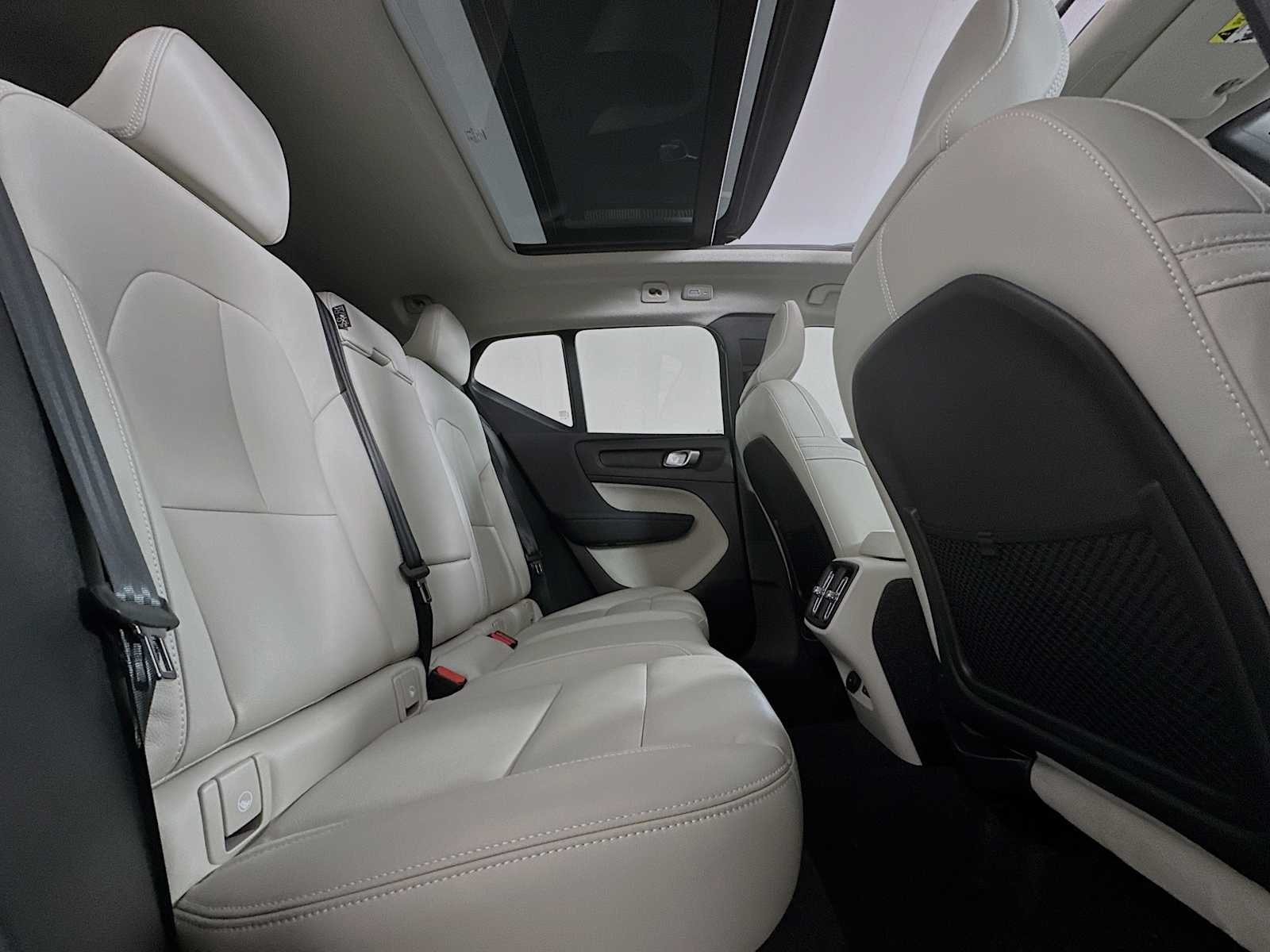 Used 2026 Crystal White Volvo Ultra image 26