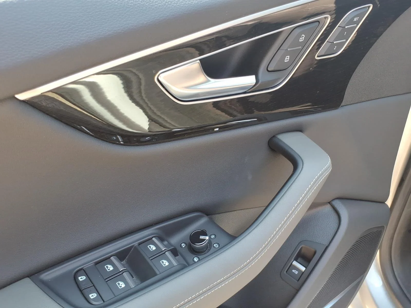 Used 2025 Satellite Silver Metallic Audi Premium Plus image 13
