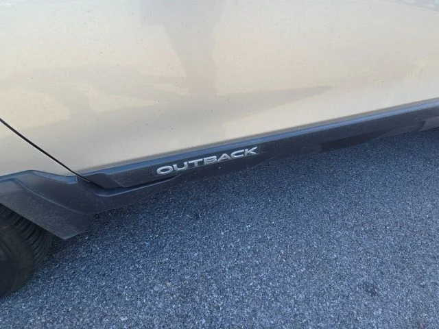Used 2018 Gray Subaru 2.5i image 3