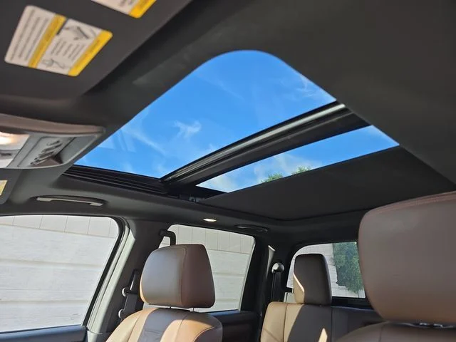 Used 2024 White Nissan Platinum Reserve image 15
