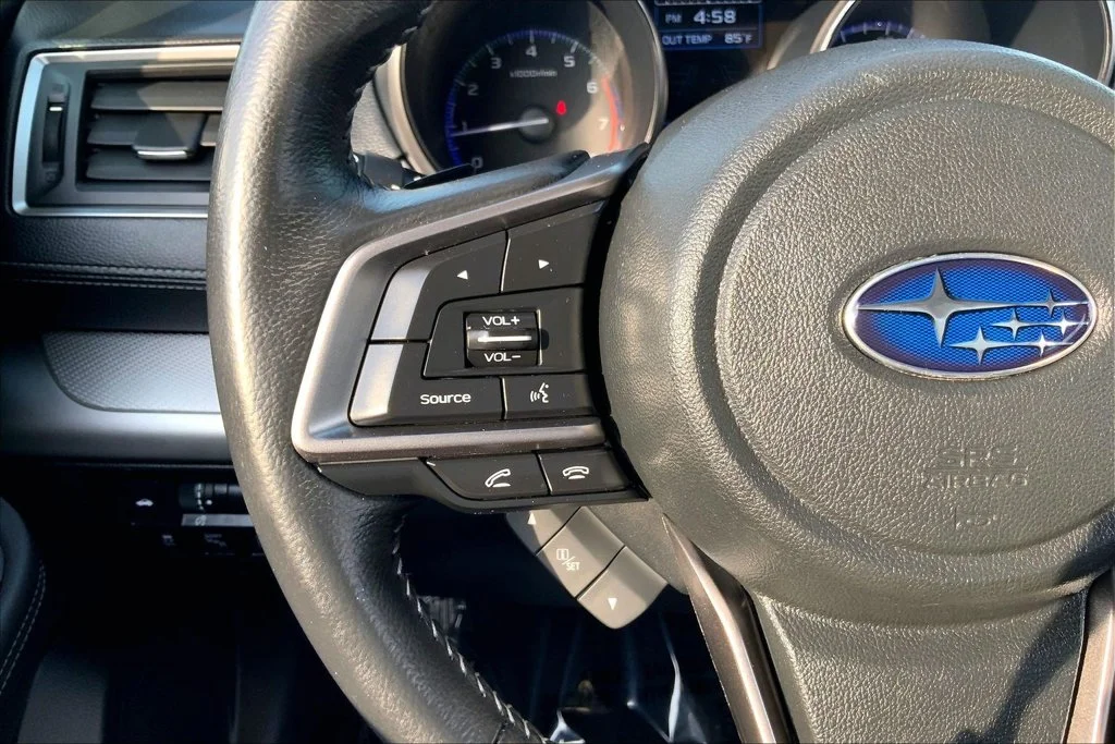 Used 2018 Gray Subaru 2.5i image 21