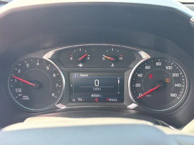 Used 2024 Lakeshore Blue Metallic Chevrolet LT image 17