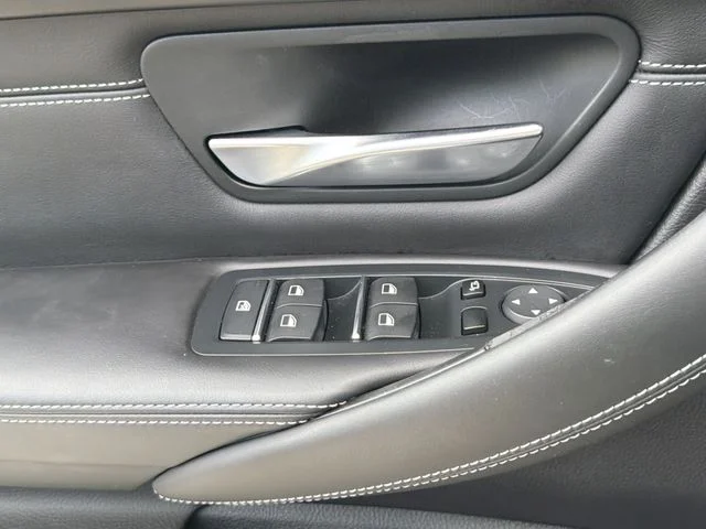 Used 2018 Blue BMW Base image 20