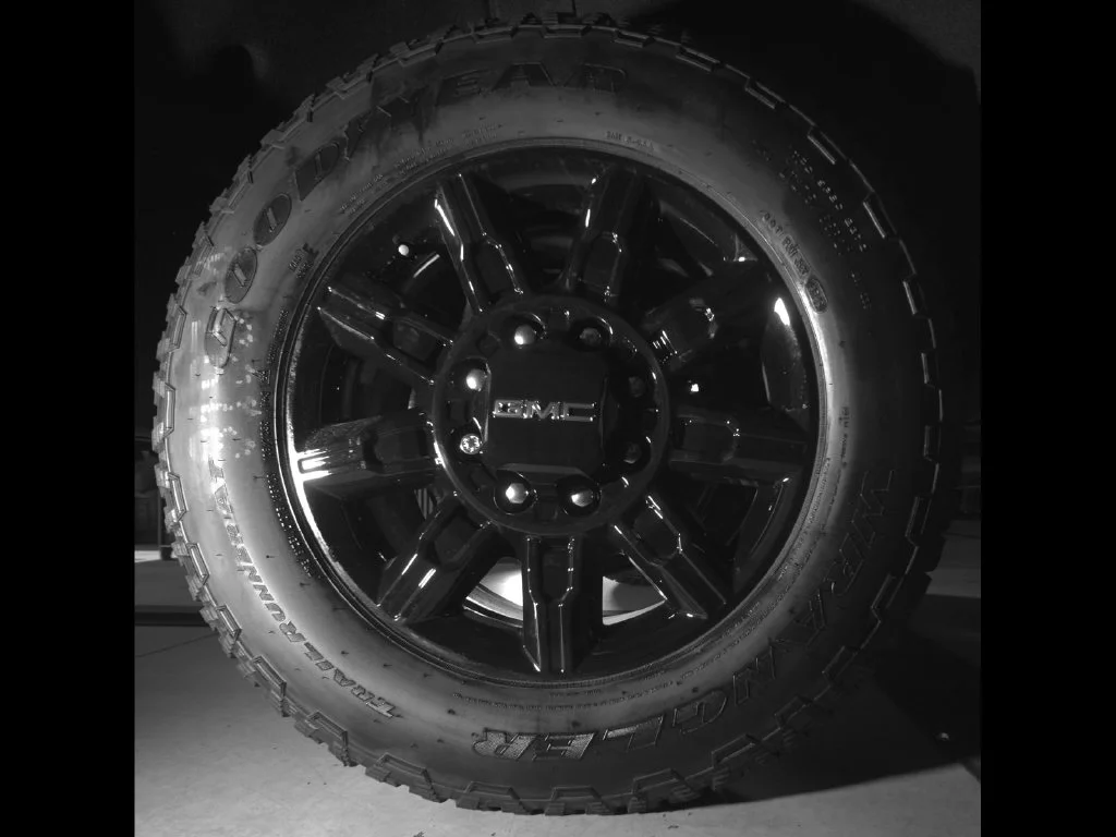 New 2026 White GMC AT4 image 15