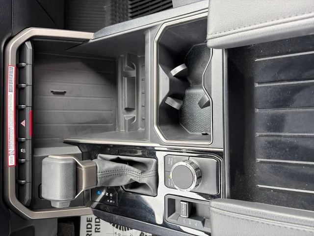 Used 2025  Toyota SR5 image 18