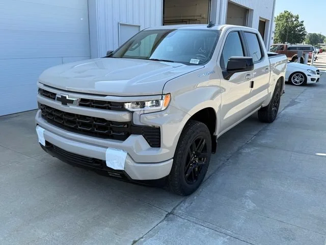 New 2026 White Sands Chevrolet RST image 5