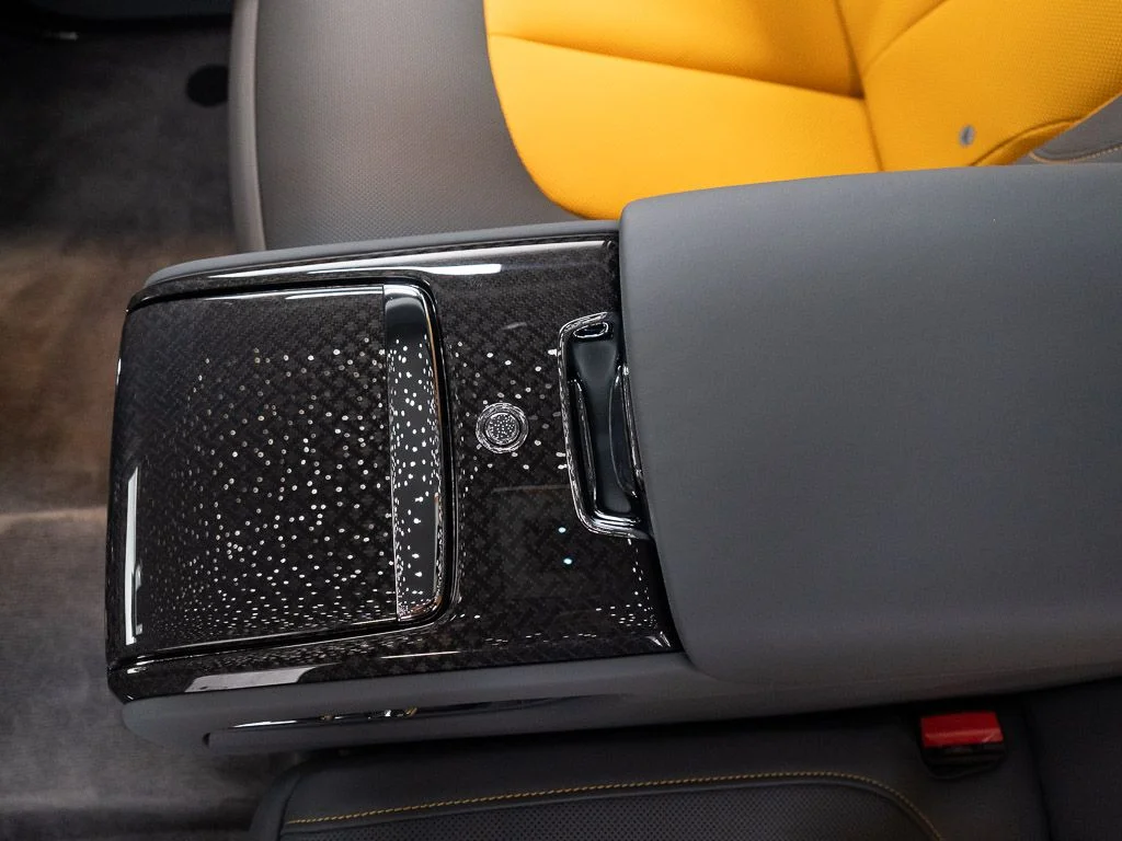 New 2027 Tempest Grey Rolls-Royce Black Badge image 28