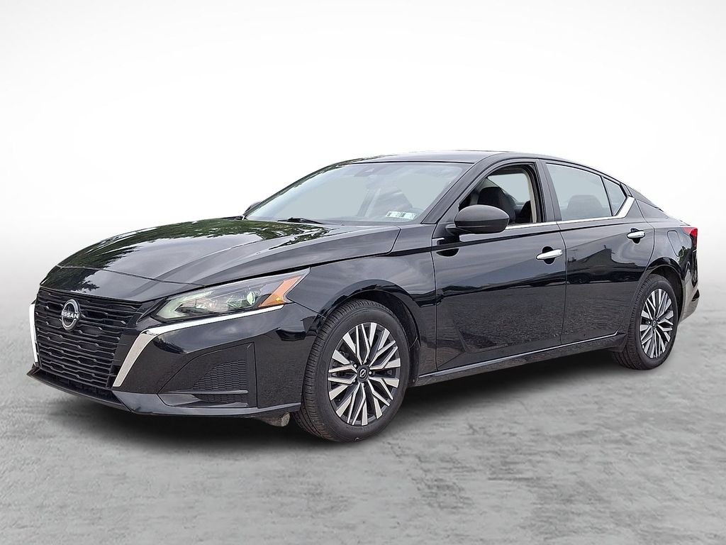 Used 2025 Black Nissan 2.5 SV image 3