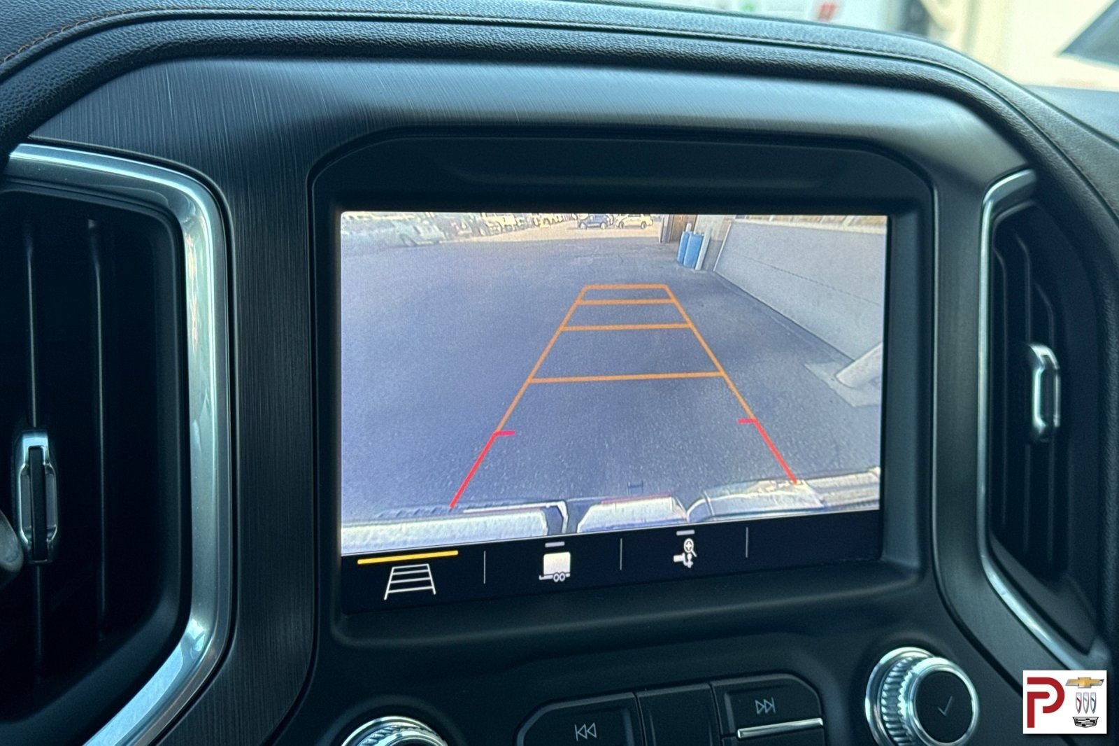 Used 2019 Gray GMC AT4 image 22