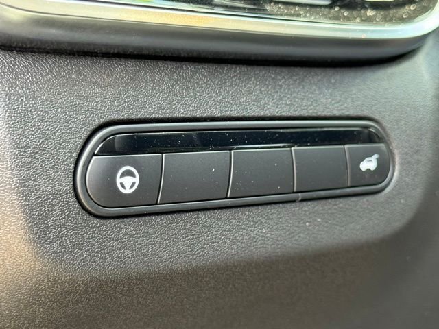 New 2027 Gray INFINITI LUXE image 24
