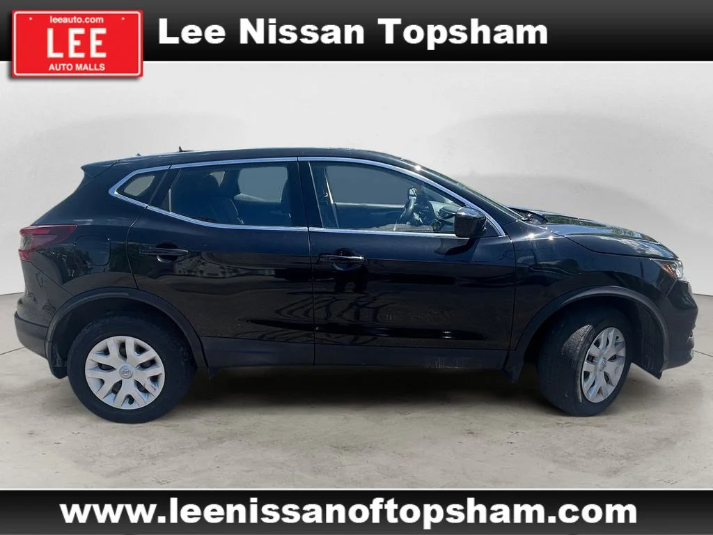 Used 2020 Magnetic Black Pearl Nissan S image 7