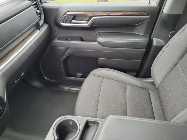 2025 Chevrolet Silverado 1500 LT - Photo 33
