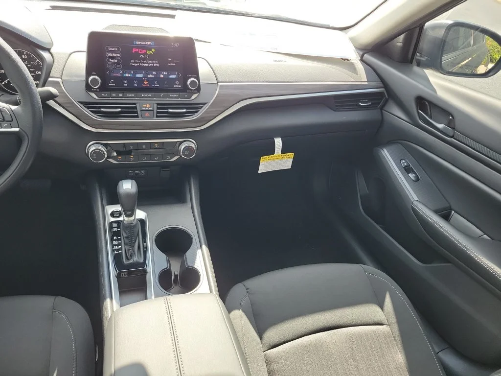 New 2026 Gray Nissan 2.5 SV image 17