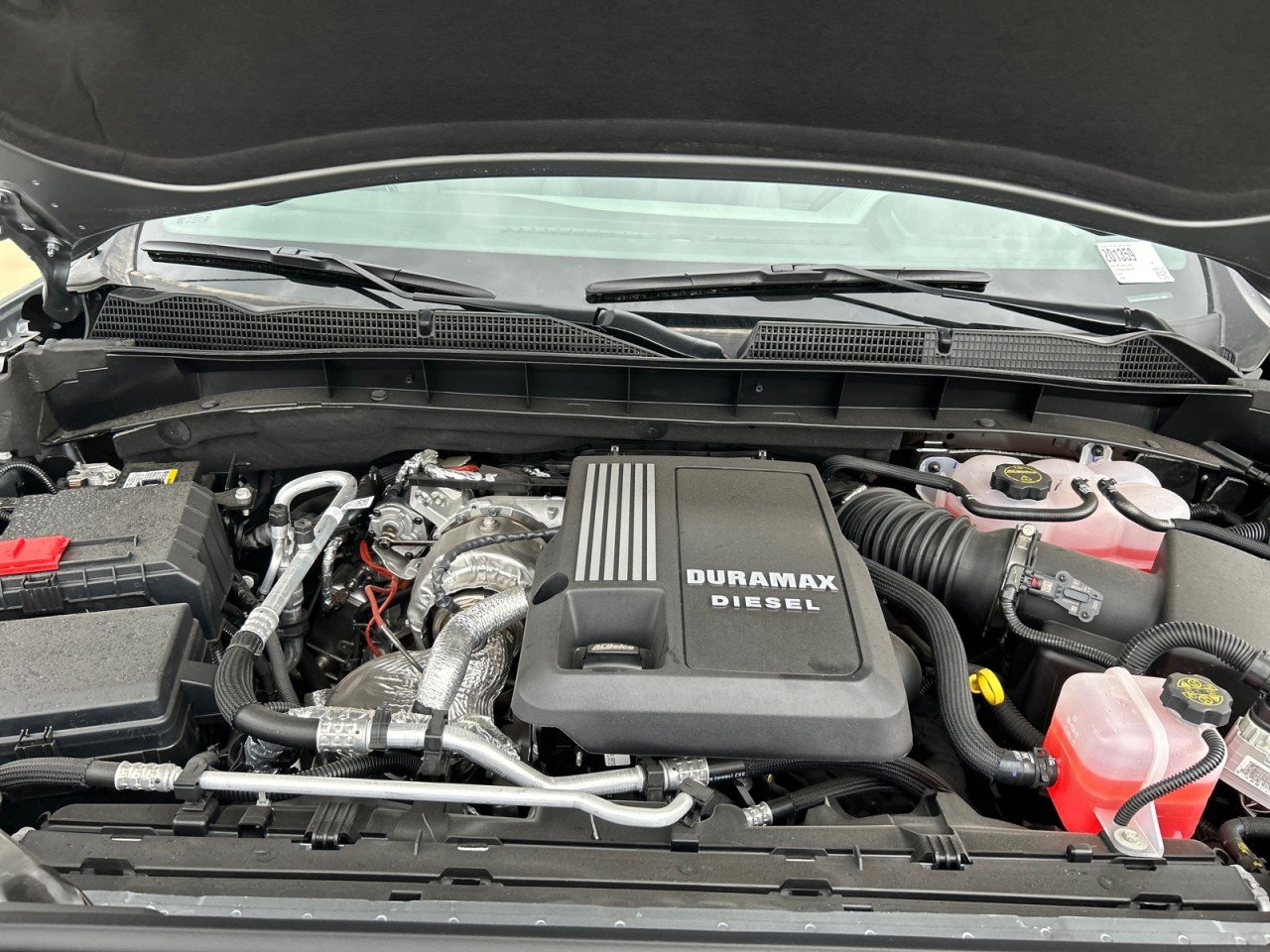 2026 GMC Sierra 1500 SLT - Photo 7