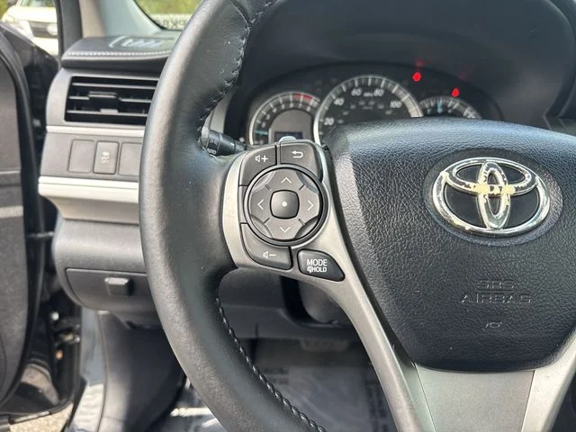 Used 2013 Black Toyota SE image 16