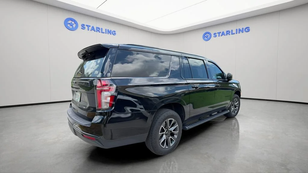 Used 2023 Black Chevrolet Z71 image 4