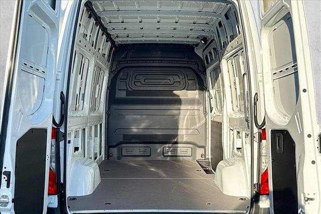 New 2026 Arctic White Mercedes-Benz  image 48