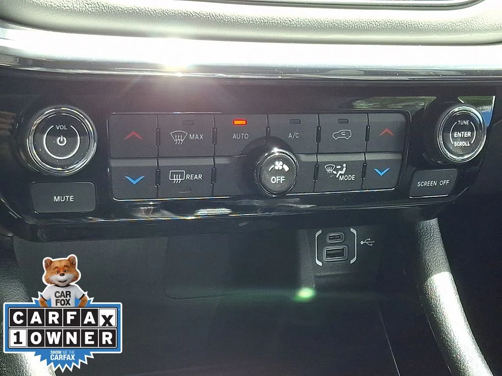 Certified Used 2022 Silver Jeep Limited image 15