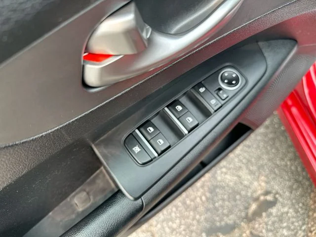 Certified Used 2019 Red Kia LXS image 17
