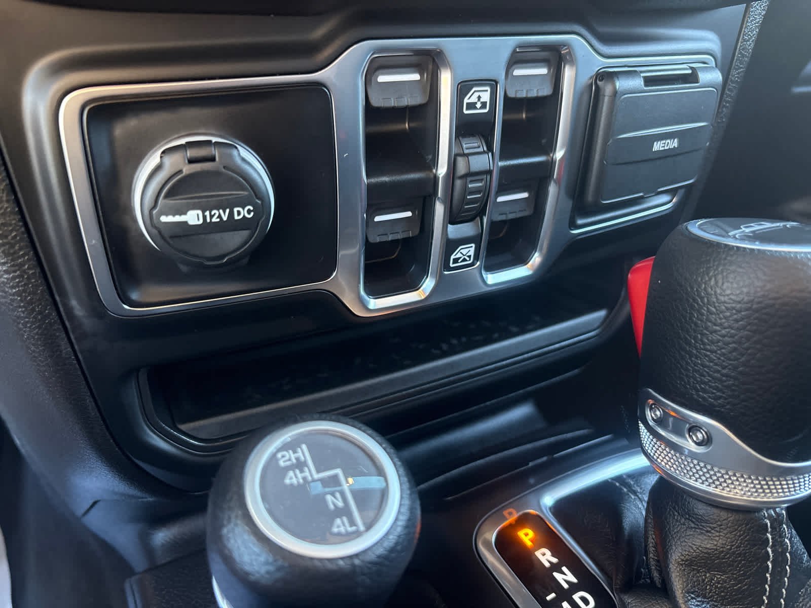 2025 Jeep Gladiator Sport S - Photo 27