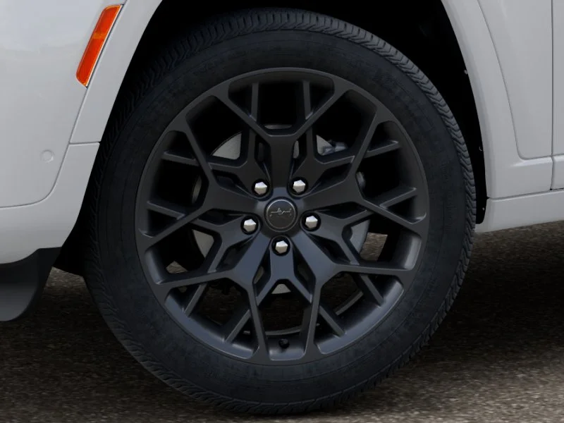 New 2027 Bright White Clear-Coat Paint Jeep Summit image 4