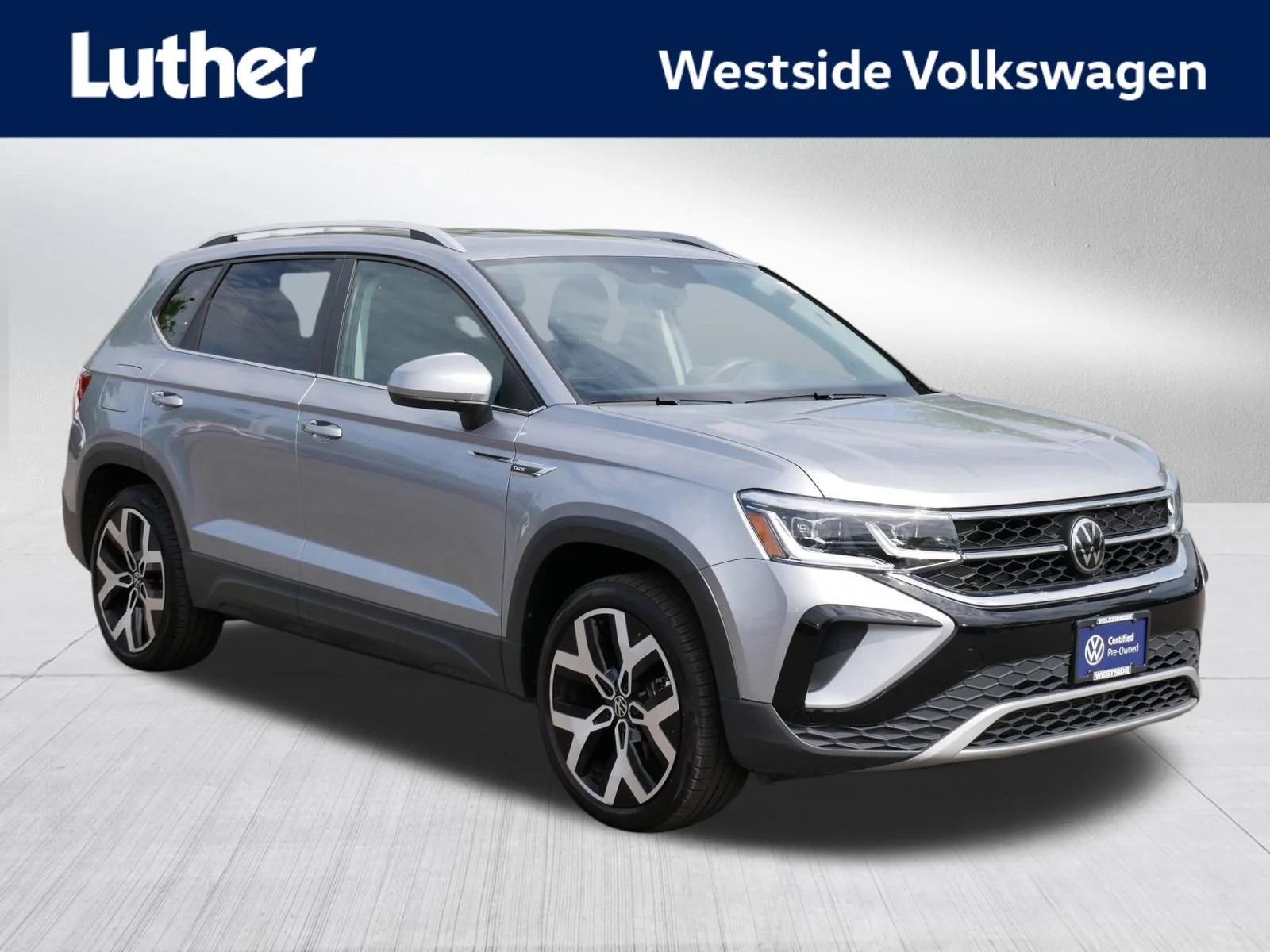 2023 Volkswagen Taos 1.5T SEL 4Motion's photo