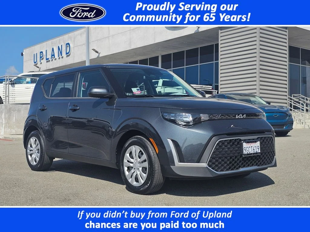 2023 Kia Soul 2.0L LX IVT's photo