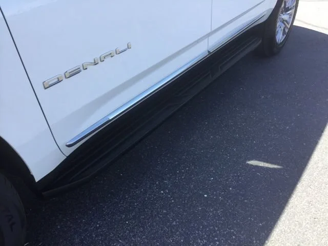 2024 GMC Yukon XL Denali - Photo 10