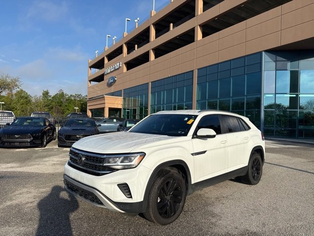 2023 Volkswagen Atlas Cross Sport SE w/Tech