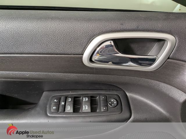 Used 2015 White Jeep Altitude image 9