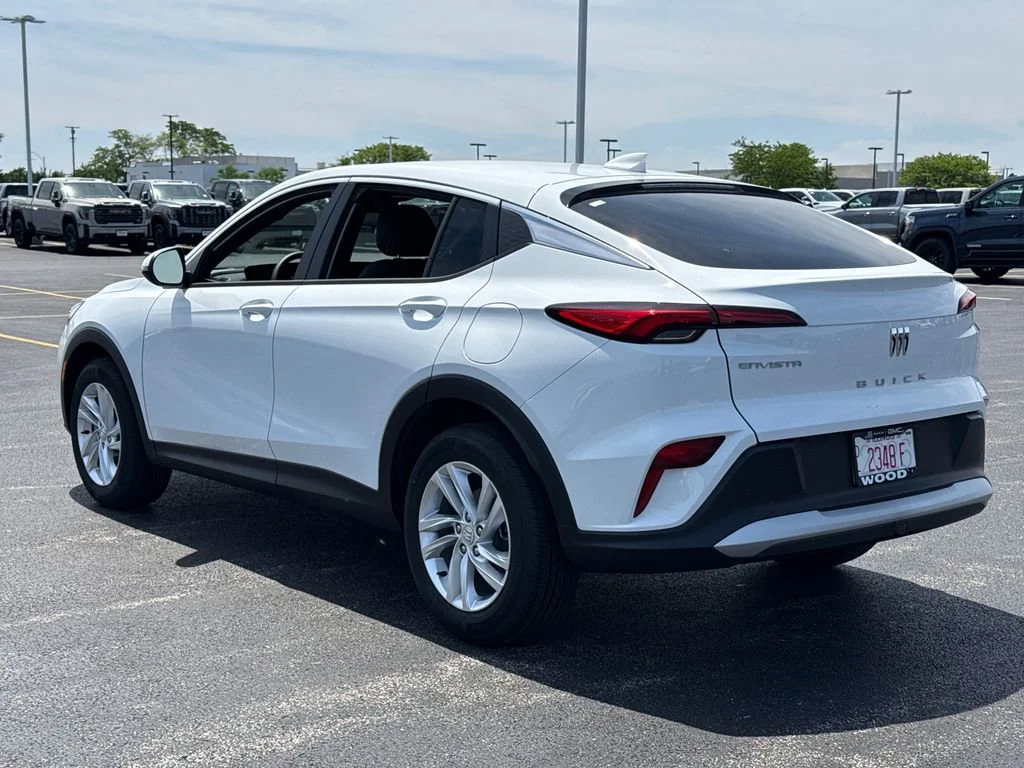 New 2026 Summit White Buick Preferred image 8