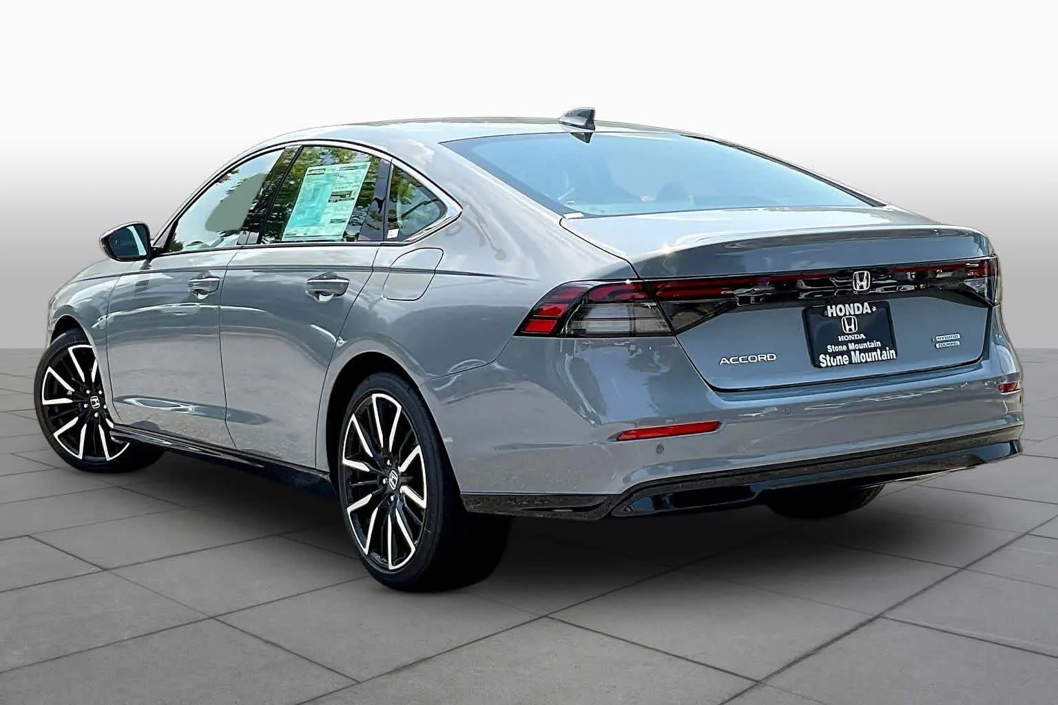 New 2026 Urban Gray Pearl Honda Touring image 12