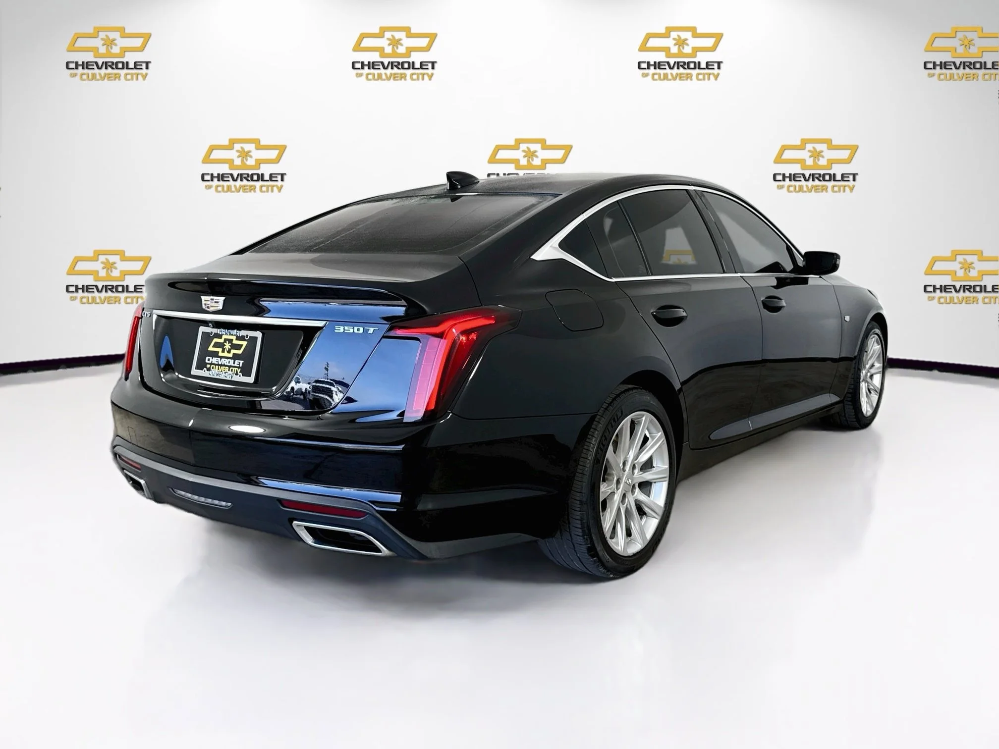 Used 2020 BLACK RAVEN Cadillac Luxury image 8