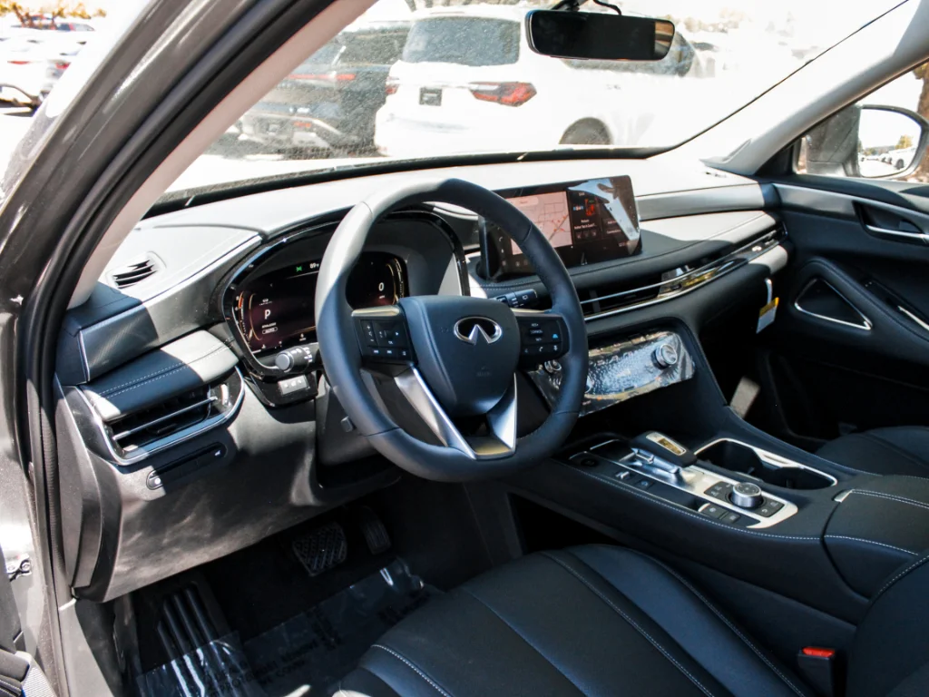 New 2027 GRAPHITE SHADOW INFINITI Luxe AWD image 8