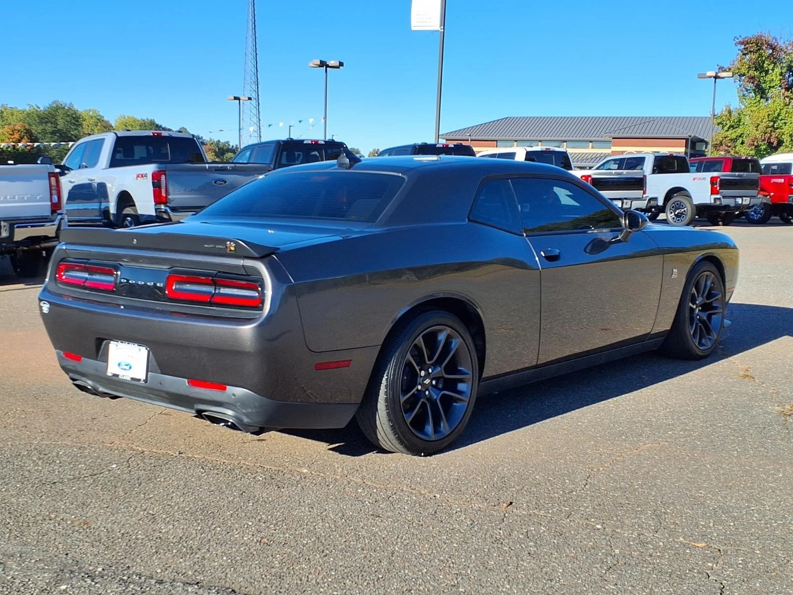 Used 2023 Granite Pearlcoat Dodge R/T Scat Pack image 2
