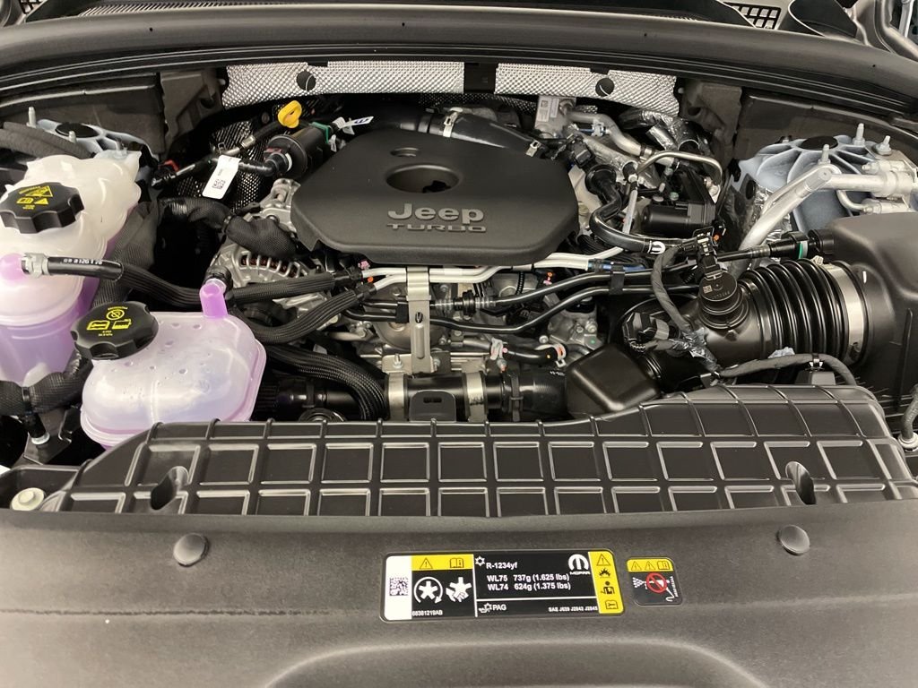 New 2026 Bright White Clearcoat Jeep Altitude image 19