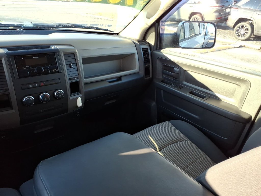 Used 2012 Silver Ram Tradesman image 15