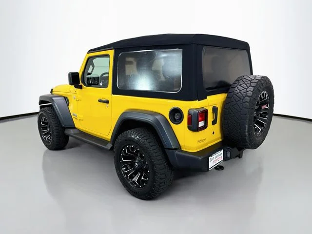 Used 2019 Yellow Jeep Sport S image 5