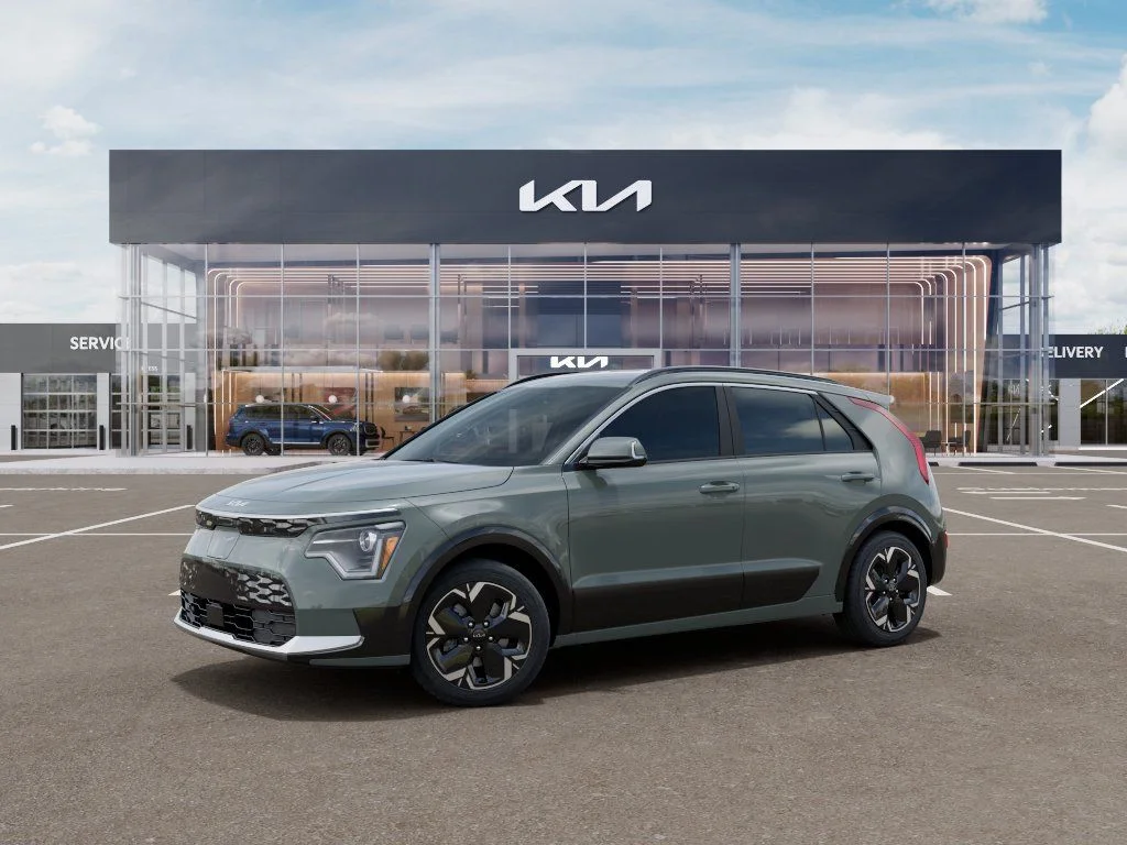 New 2026 Green Kia Wind image 3