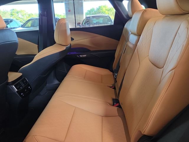 New 2026 Matador Red Mica Lexus PREMIUM PLUS image 23