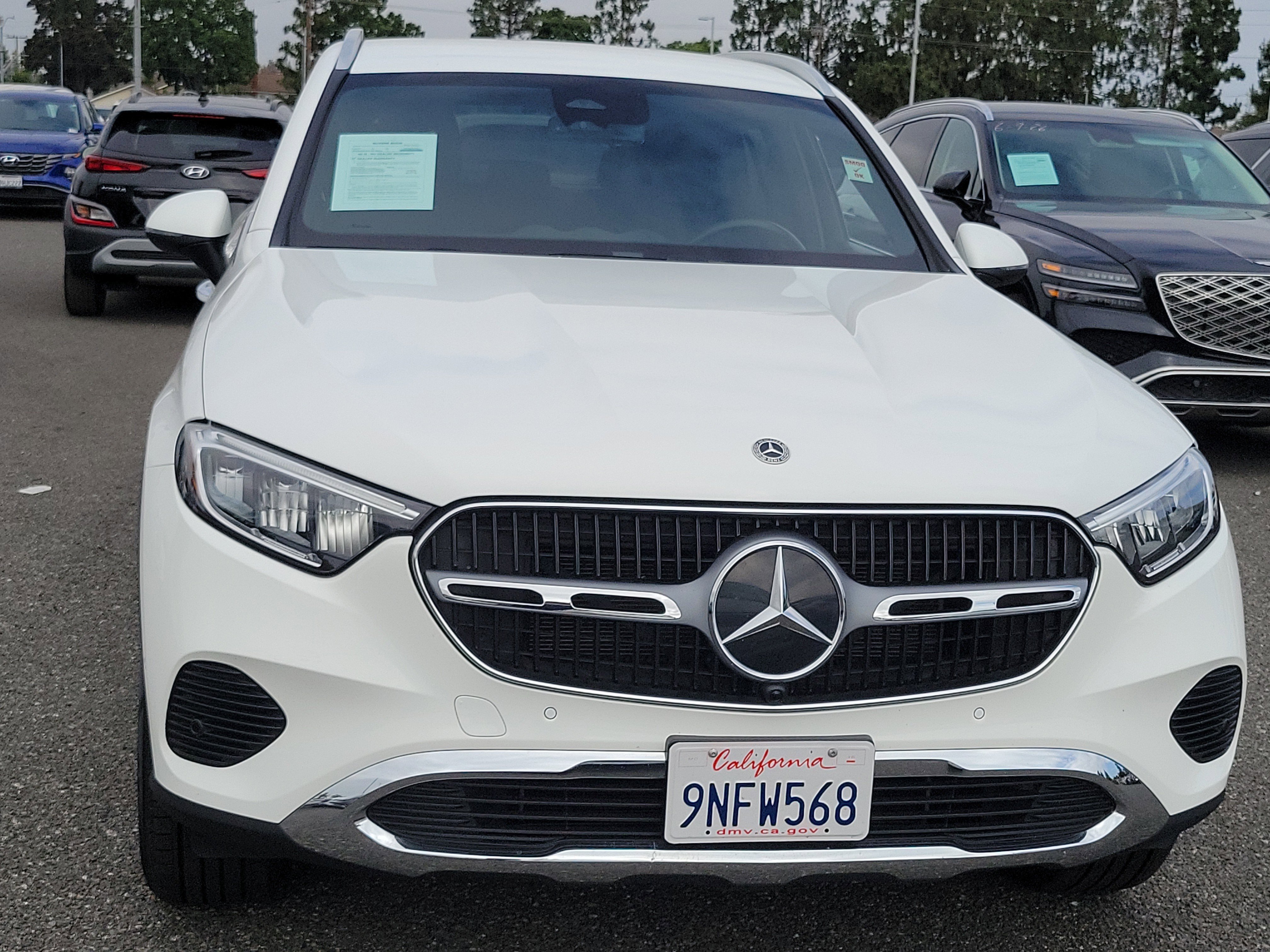 Used 2024 MANUFAKTUR Moonlight White Metallic Mercedes-Benz GLC 300 image 6