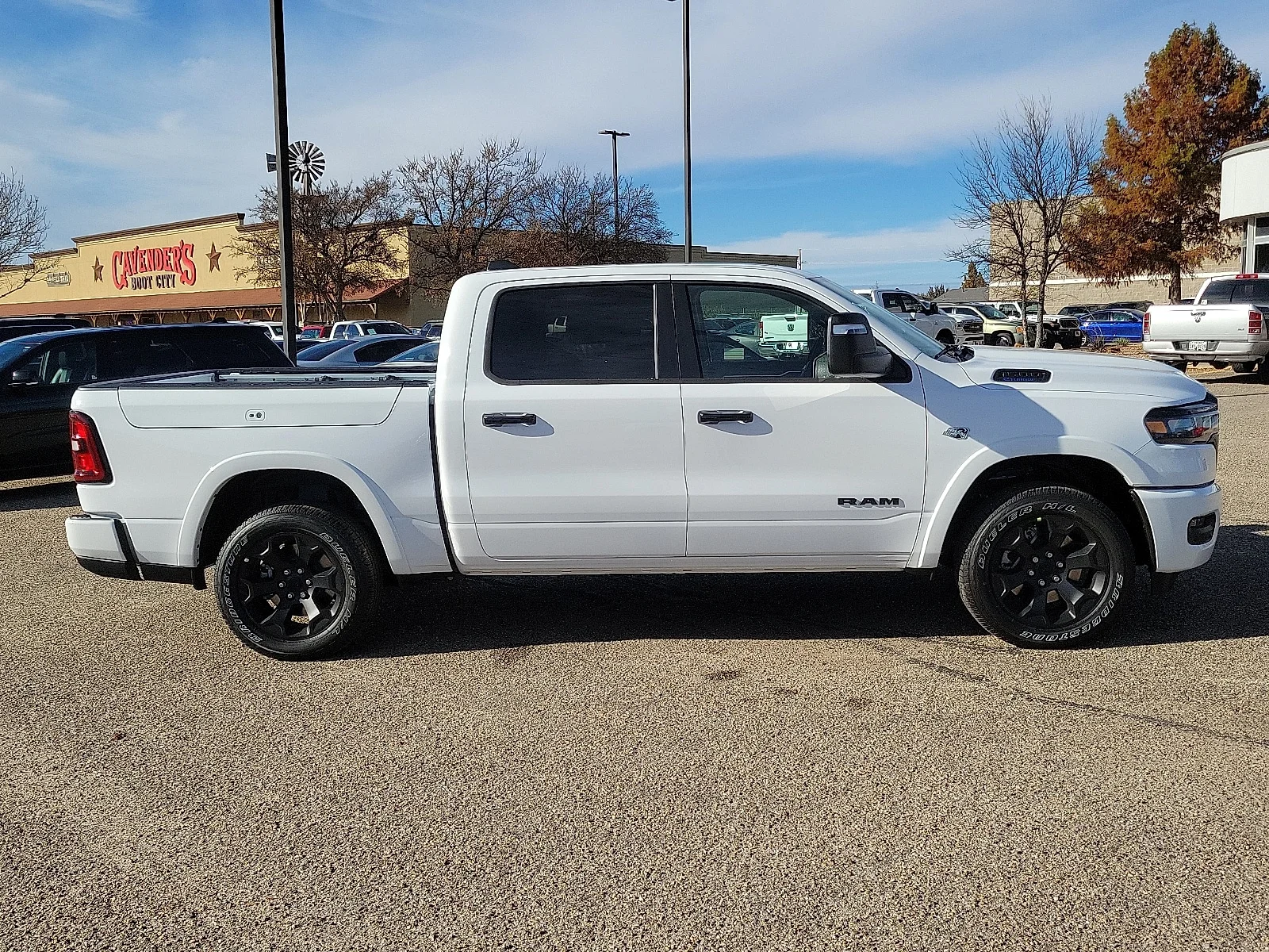New 2026 PW7 Bright Whit Ram LONE STAR CREW CAB 4X4 5
