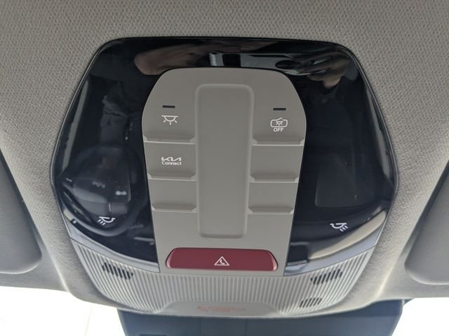 New 2027 Snow White Pearl Kia S image 22