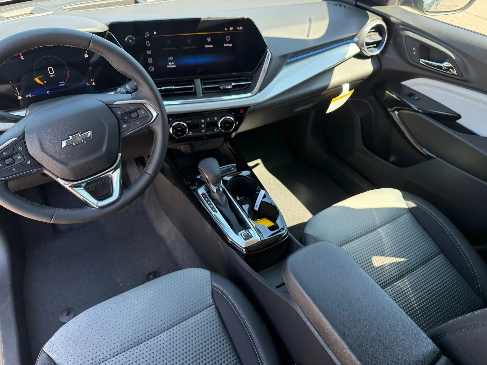 2026 Chevrolet Trax LT - Photo 15