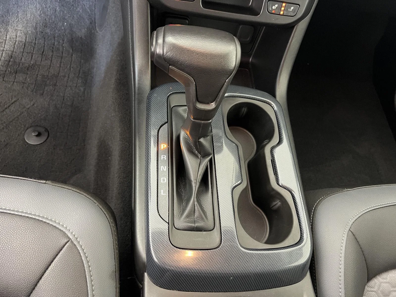 Used 2019 Pacific Blue Metallic Chevrolet Z71 image 19